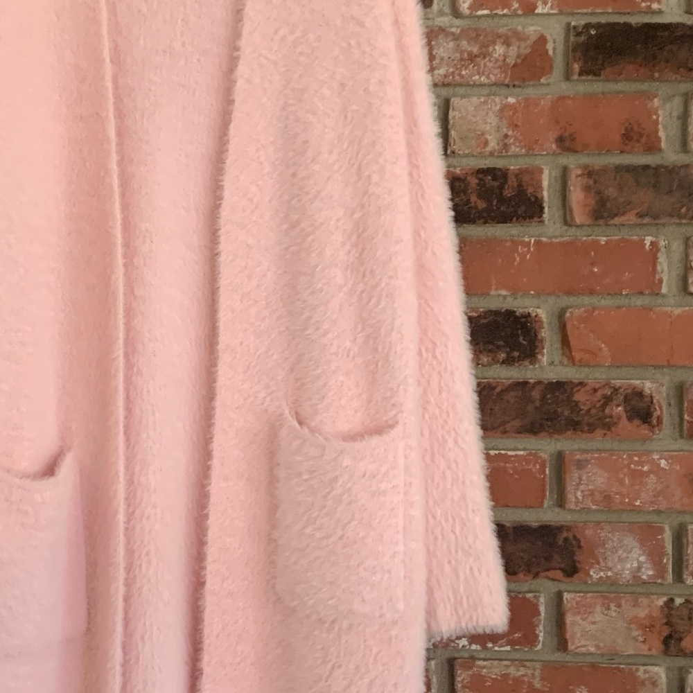 The Limited Powder Pink Fuzzy Sweater Coat Cardigan Duster Pockets Sz M - Picture 5 of 11